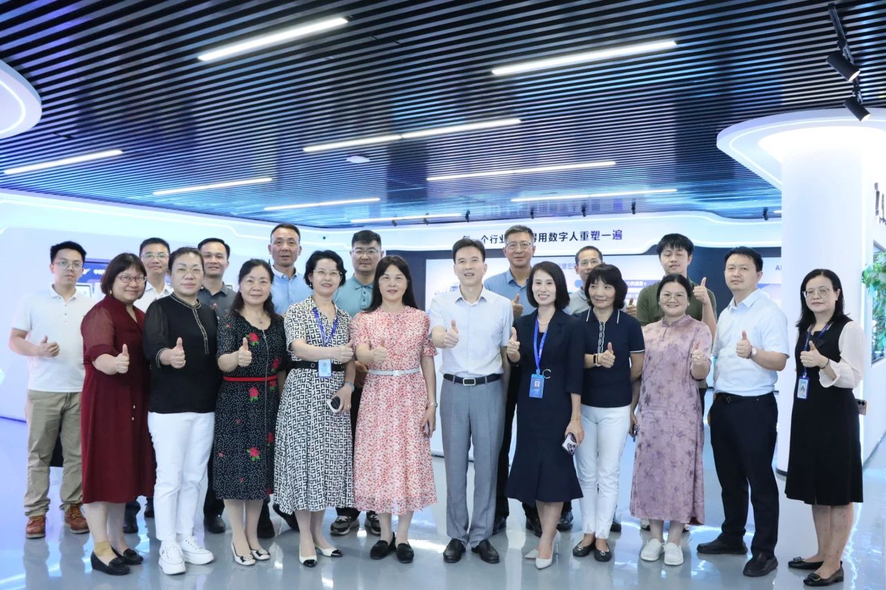 ladbrokes立博集团丨清远市政协考察组莅临考察